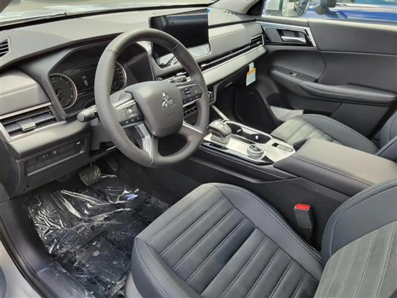 Mitsubishi Outlander снимка Mitsubishi Outlander