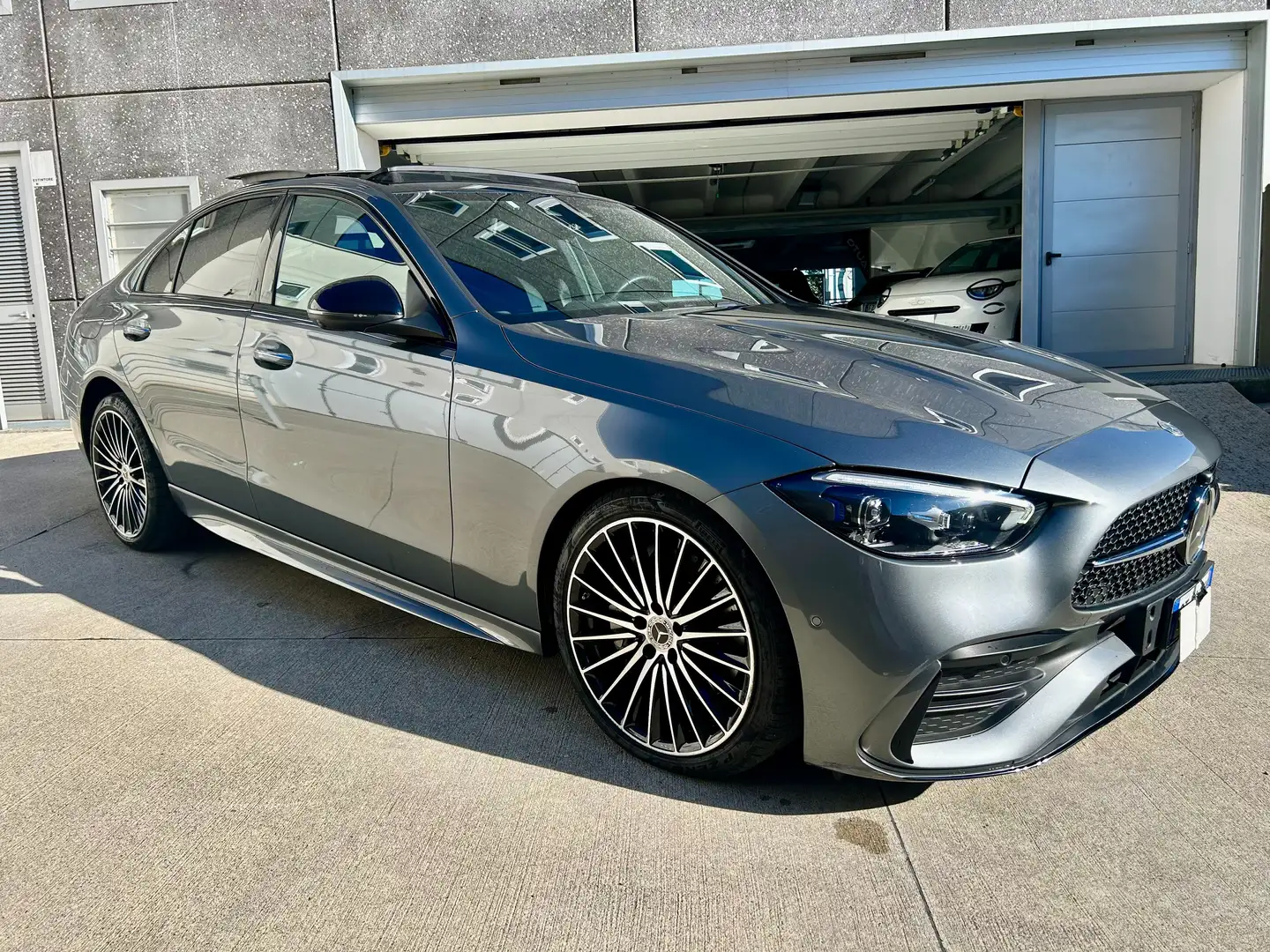 Mercedes-Benz C 300 mhev AMG Line Premium Plus 4matic SUBENTRO LEASING Gris - 1