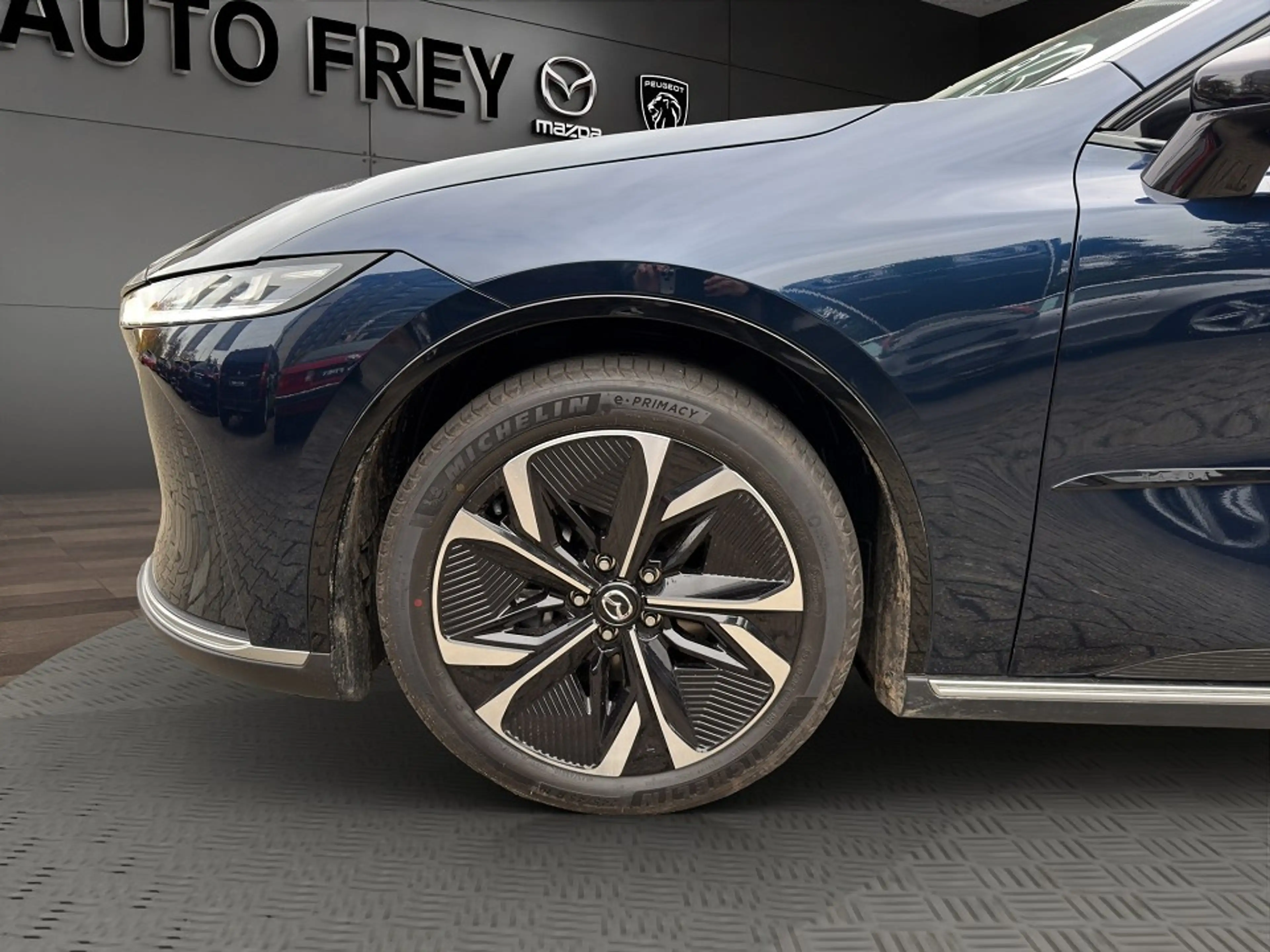 Mazda 6e EV 258ps TAKUMI KAMERA SONY NAVI PANORAMA — photo 5