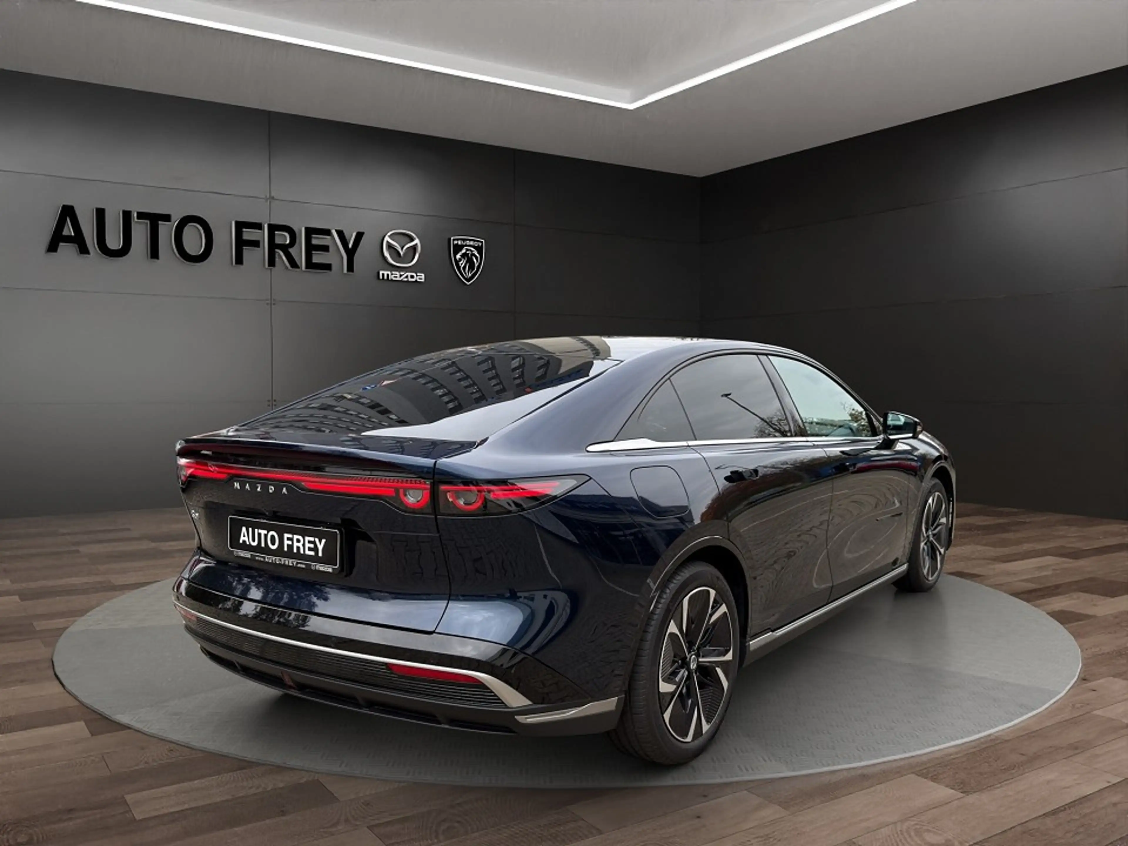 Mazda 6e EV 258ps TAKUMI KAMERA SONY NAVI PANORAMA — photo 2