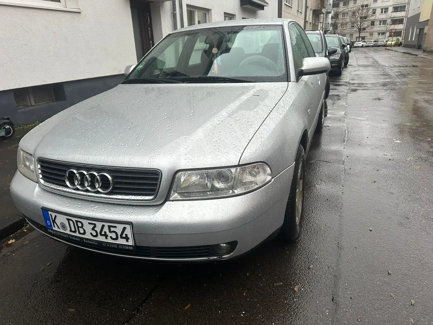 Audi A4 1.6 - 1