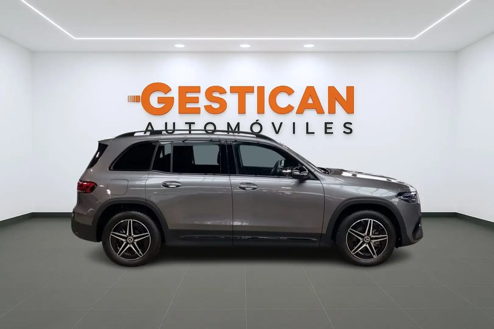 Mercedes-Benz EQB 350 4MATIC Gris - 2