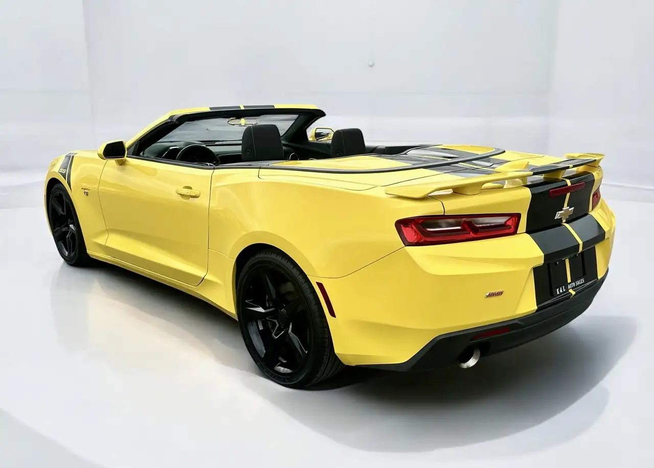 Chevrolet Camaro снимка Chevrolet Camaro