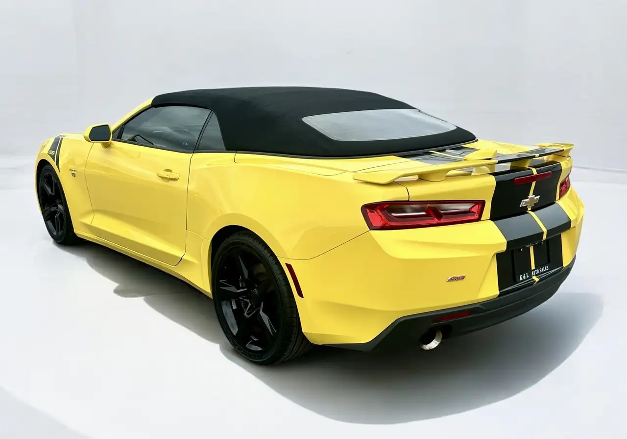 Chevrolet Camaro снимка Chevrolet Camaro