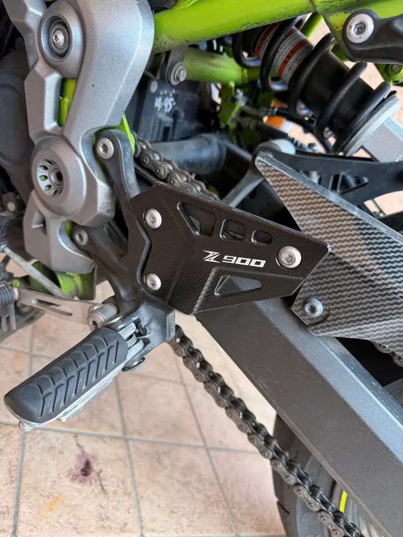 Kawasaki Z900RS Fekete - 2