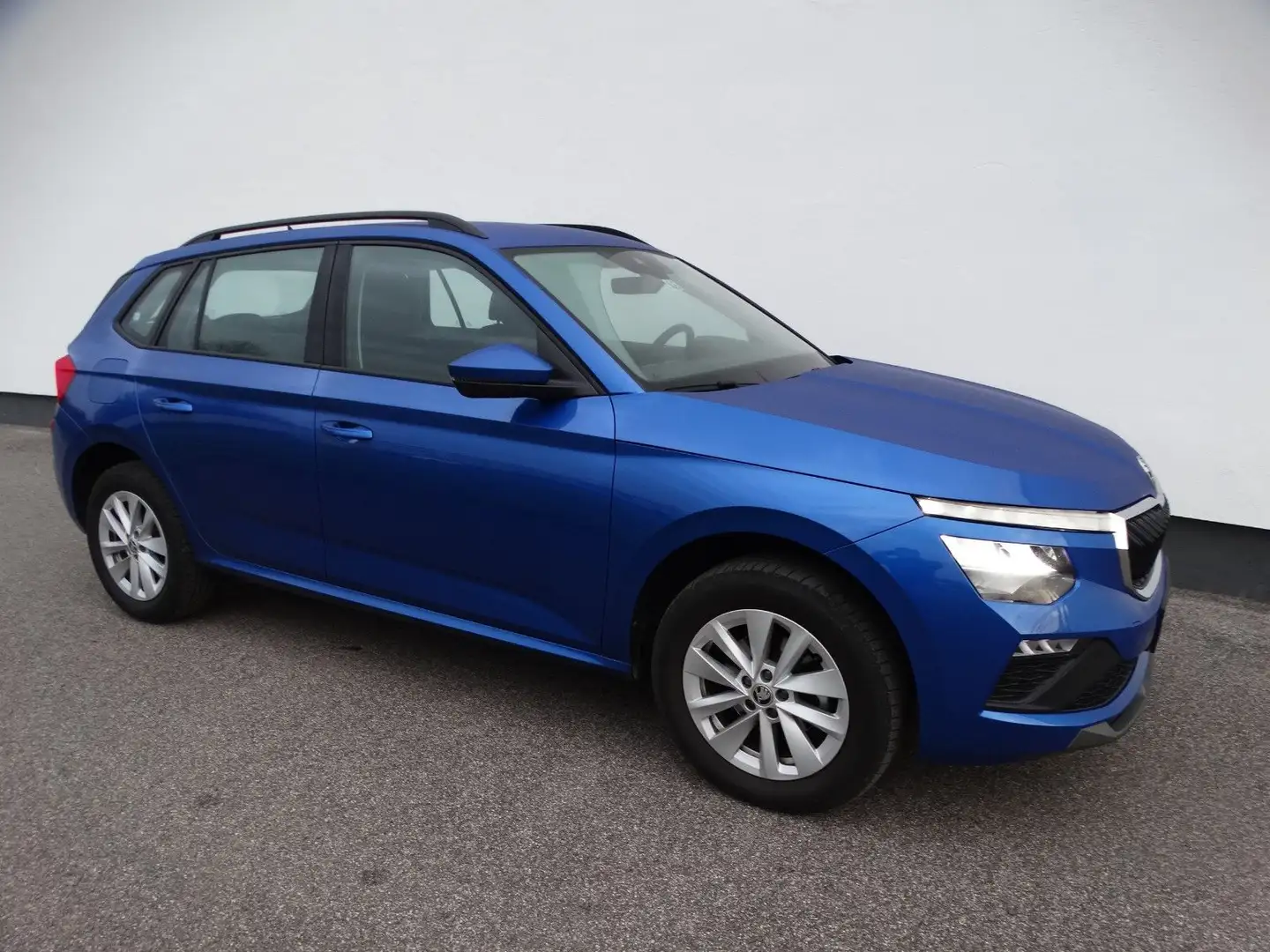 Skoda Kamiq 1.0 TSI DSG Selection Shz/GRA/PDC/NWGarant Blau - 2