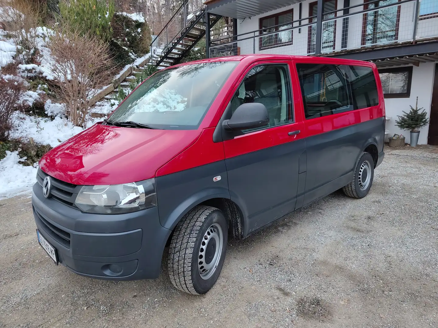Volkswagen T5 Transporter Facelift Rot - 2