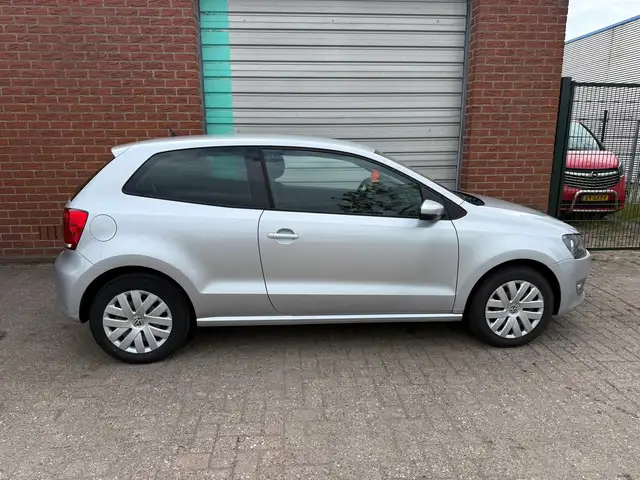 Volkswagen Polo view 13