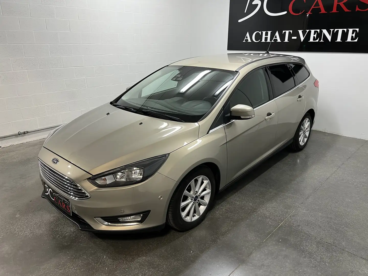 Ford Focus 1.5 EcoBoost BOITE AUTO*GARANTIE*GPS*1ER MAIN* - 2