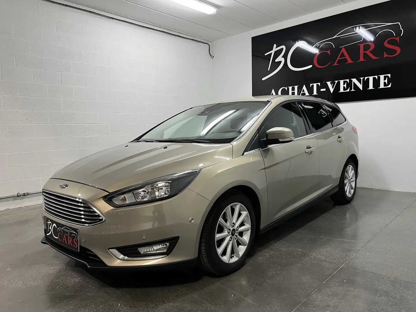 Ford Focus 1.5 EcoBoost BOITE AUTO*GARANTIE*GPS*1ER MAIN* - 1