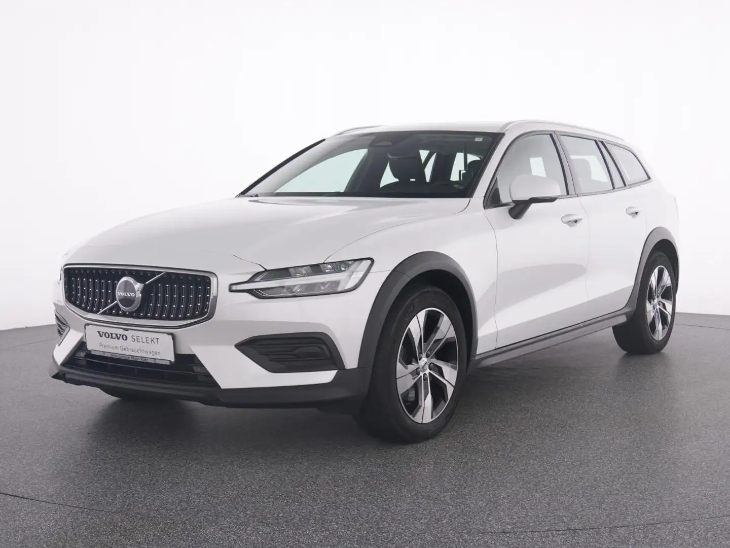 Volvo V60 Cross Country B4 AWD Plus+WP+RFK+KL+DAB+ Blanc - 2