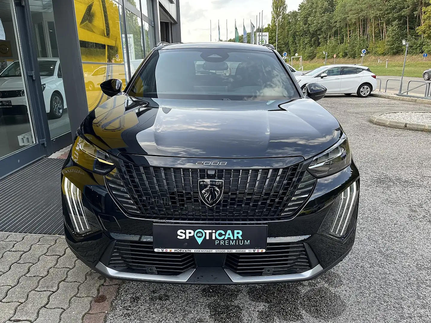 Peugeot 2008 Hybrid 145 e-DCS6 GT!VOLL!LED,KAMERA,PANORAMA,TOP! Schwarz - 2