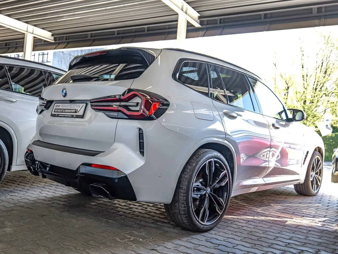 BMW X3 M 40d LC Prof. Head-Up AHK Laser Pano Standhzg. Bianco - 2