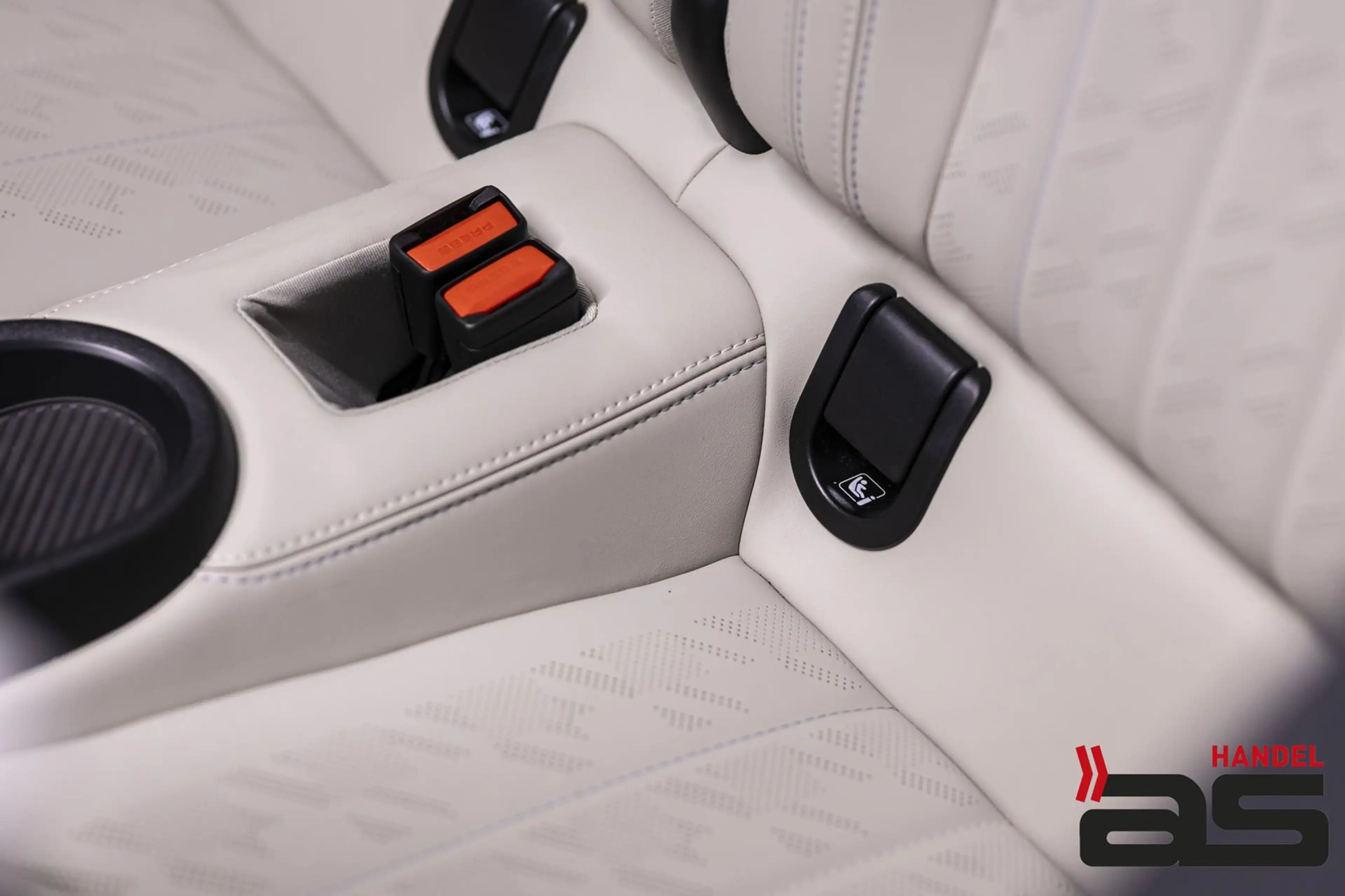 MINI Cooper S Cabrio FavouredTrim|PaketL|DrivingA+|18 — photo 29