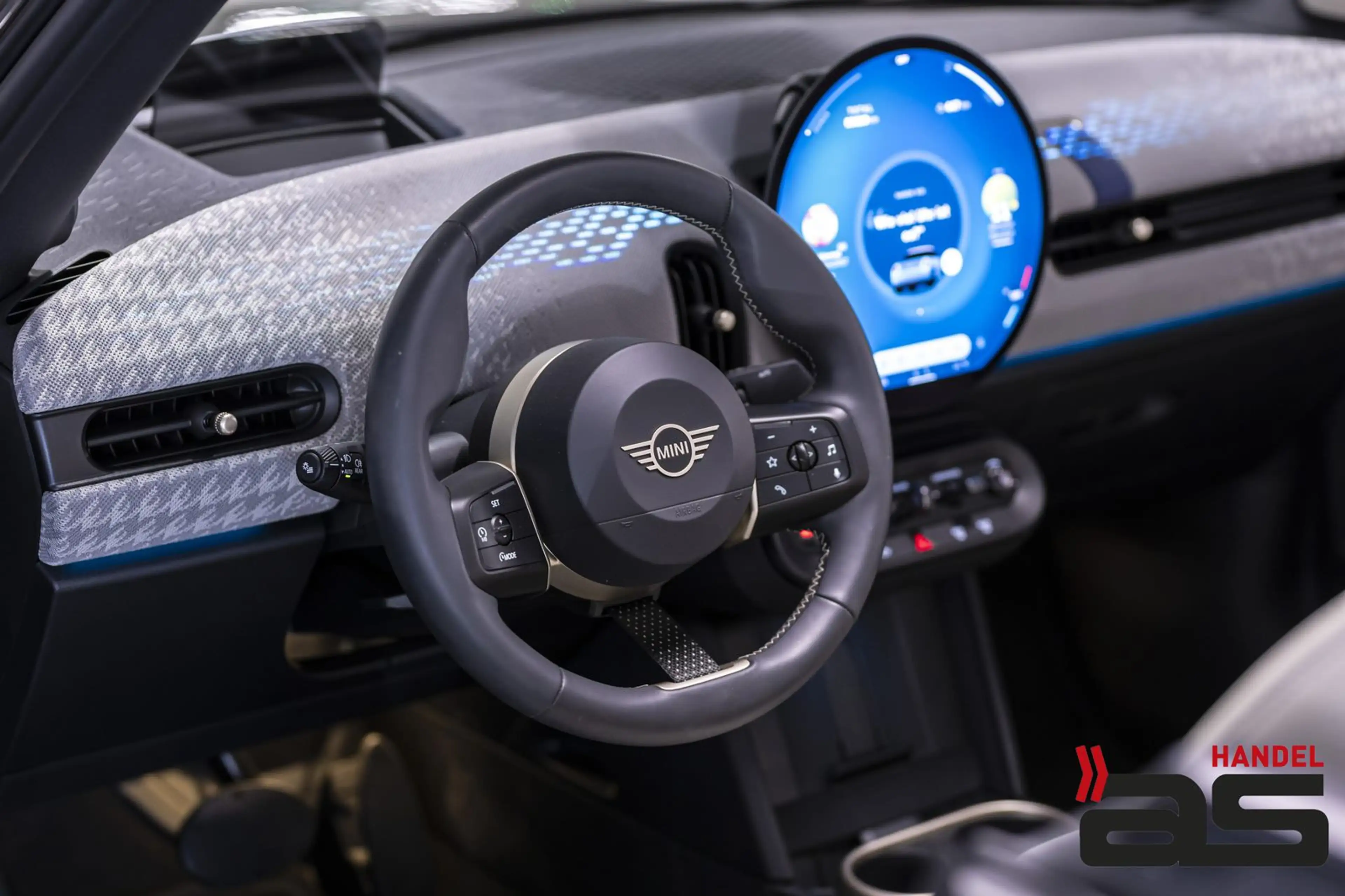MINI Cooper S Cabrio FavouredTrim|PaketL|DrivingA+|18 — photo 19