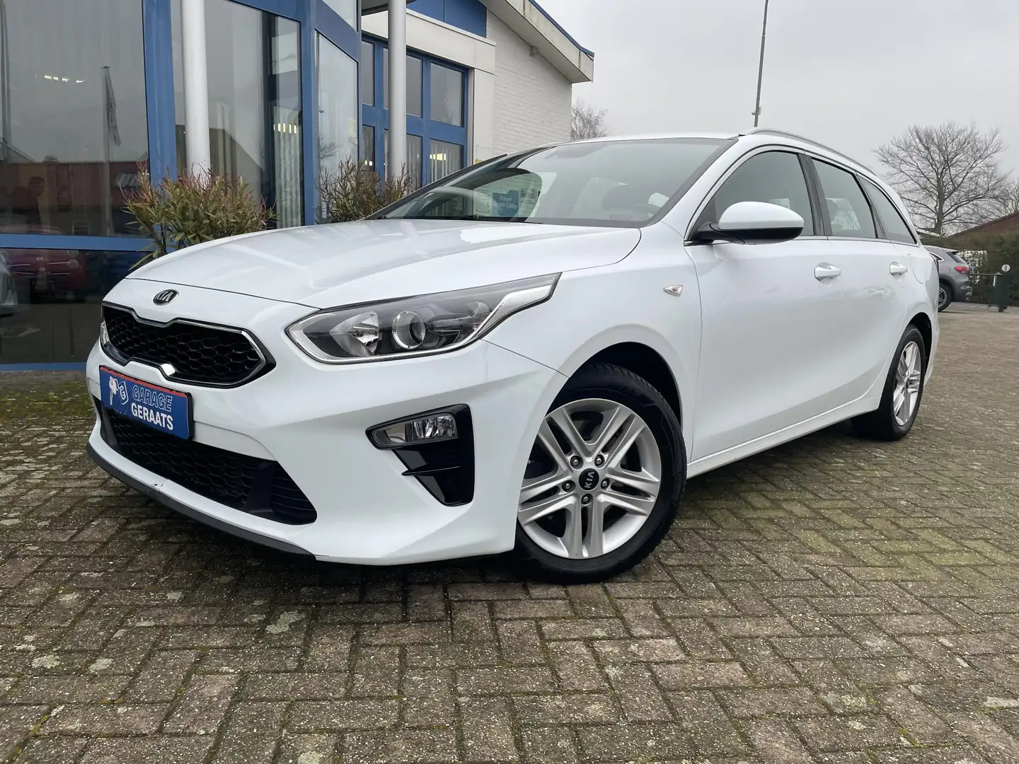 Kia Ceed SW / cee'd SW Sportswagon 1.4 T-GDi DynamicLine | Navigatie, App Blanc - 1