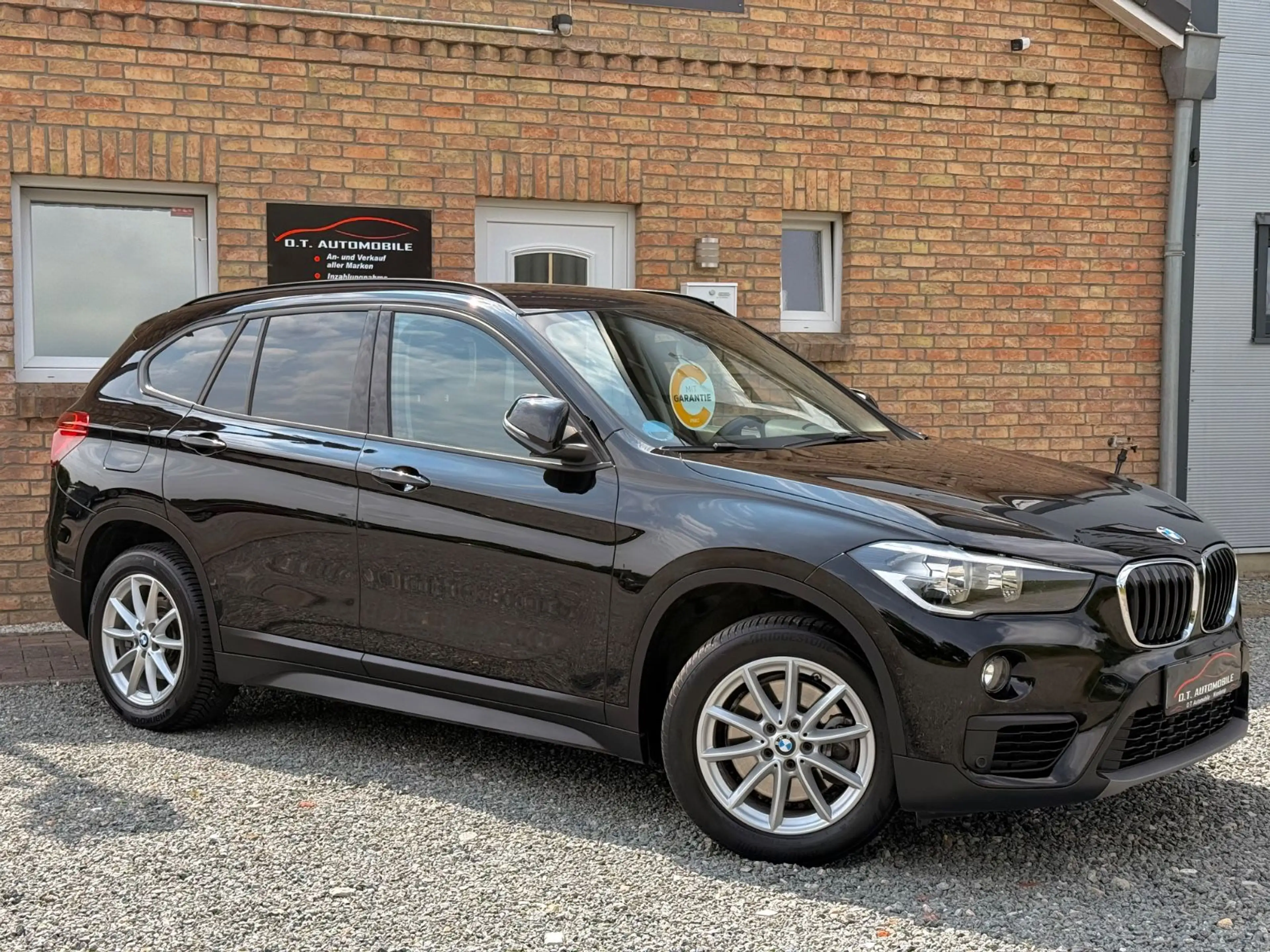BMW X1 xDrive 20d  Advantage Sport |Navi|AHK|PDC|LED — photo 5