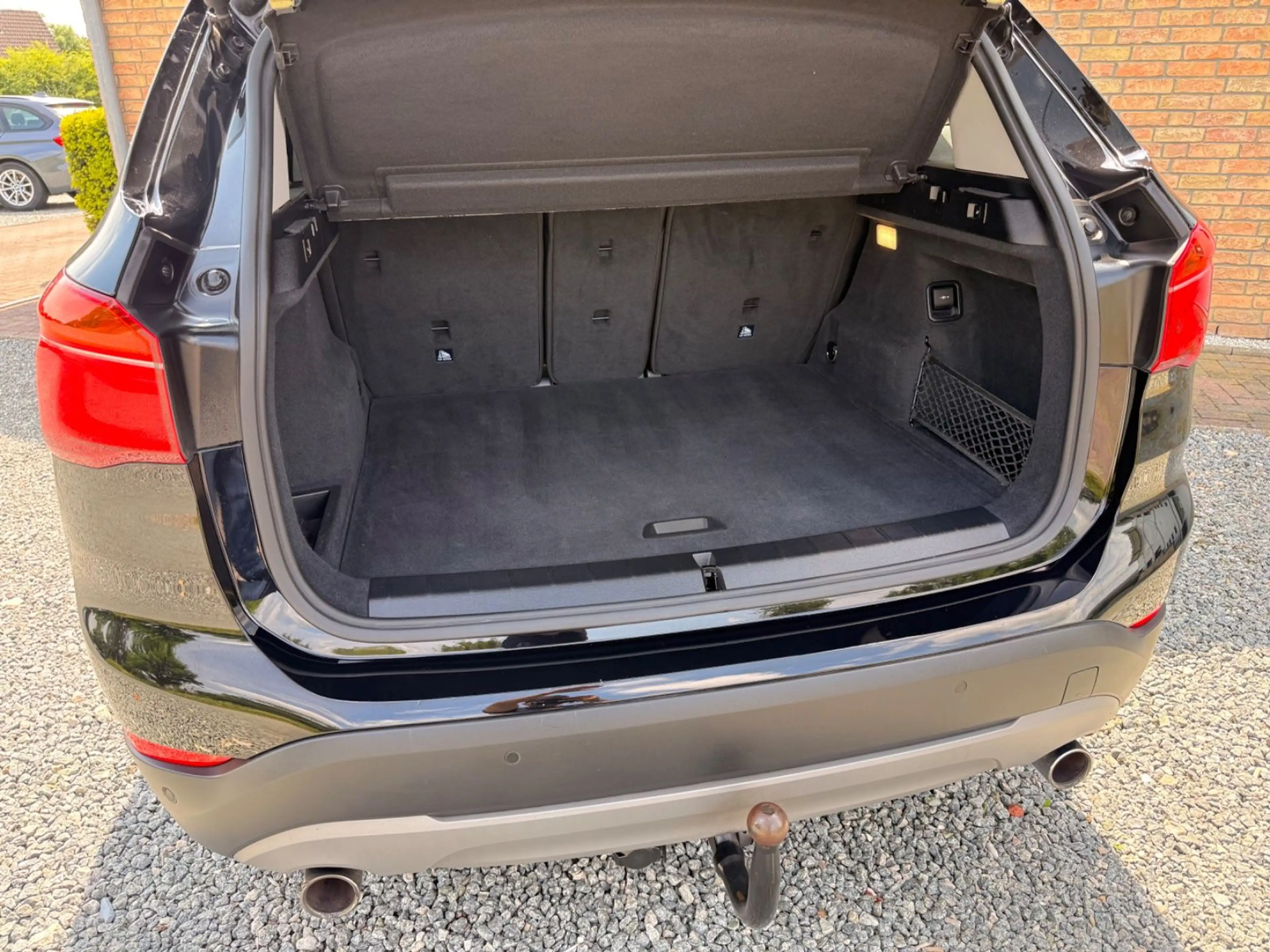 BMW X1 xDrive 20d  Advantage Sport |Navi|AHK|PDC|LED — photo 10
