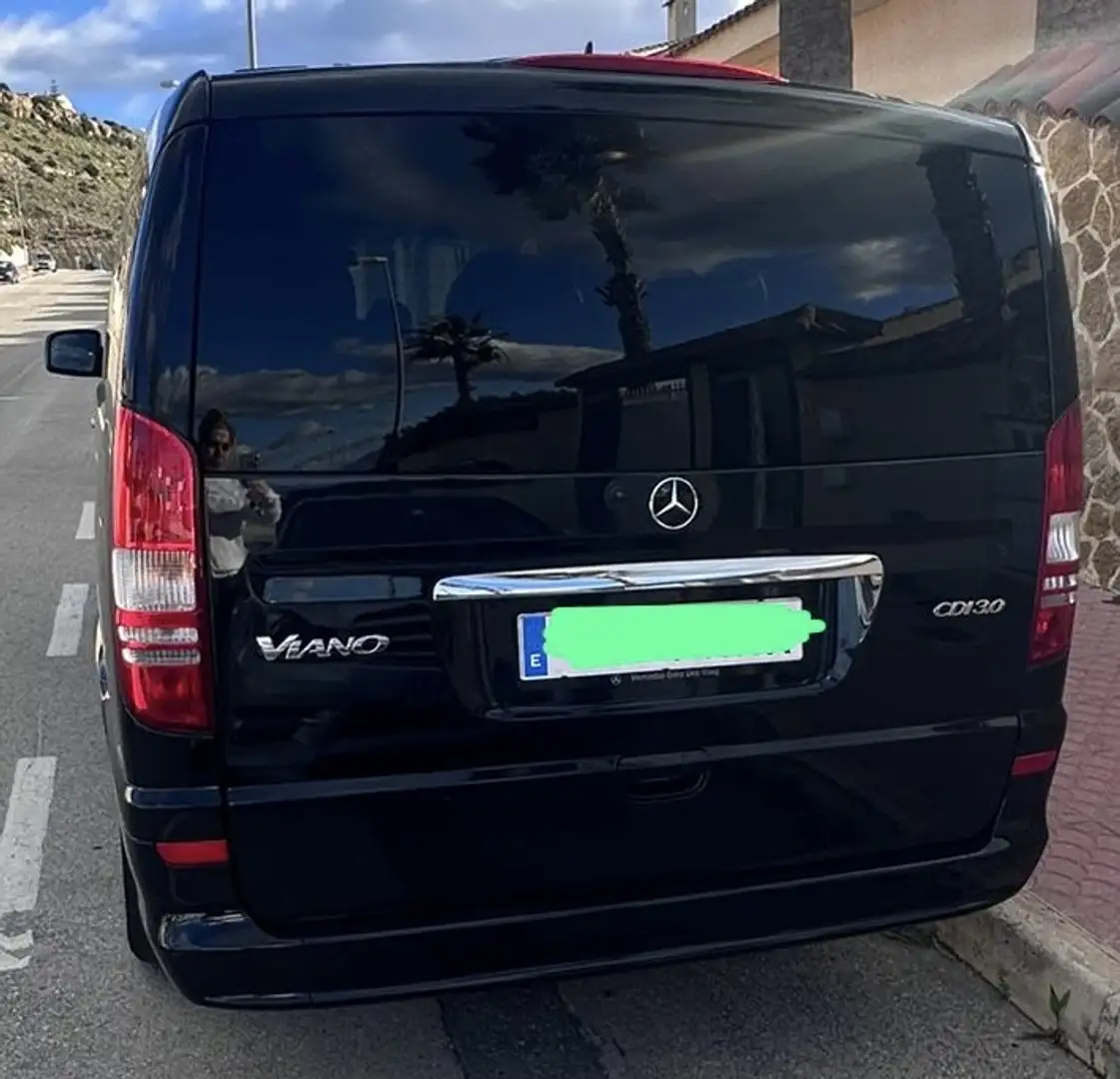 Mercedes-Benz Viano 3.0 CDI DPF lang Automatik Ambiente Edition Negro - 2
