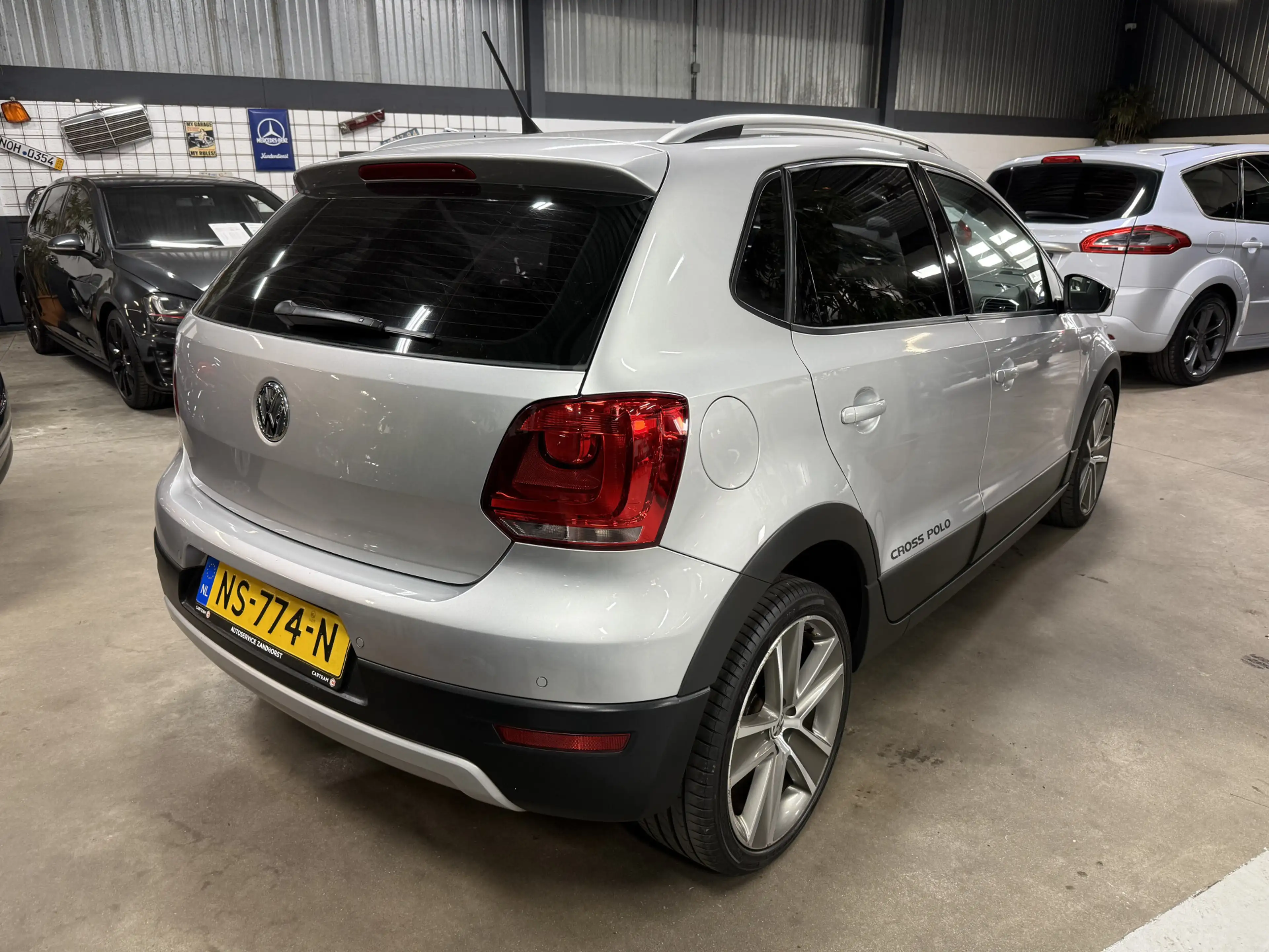 Volkswagen Polo Cross 1.2-12V Comf.line // 17 inch // Ecc — photo 4