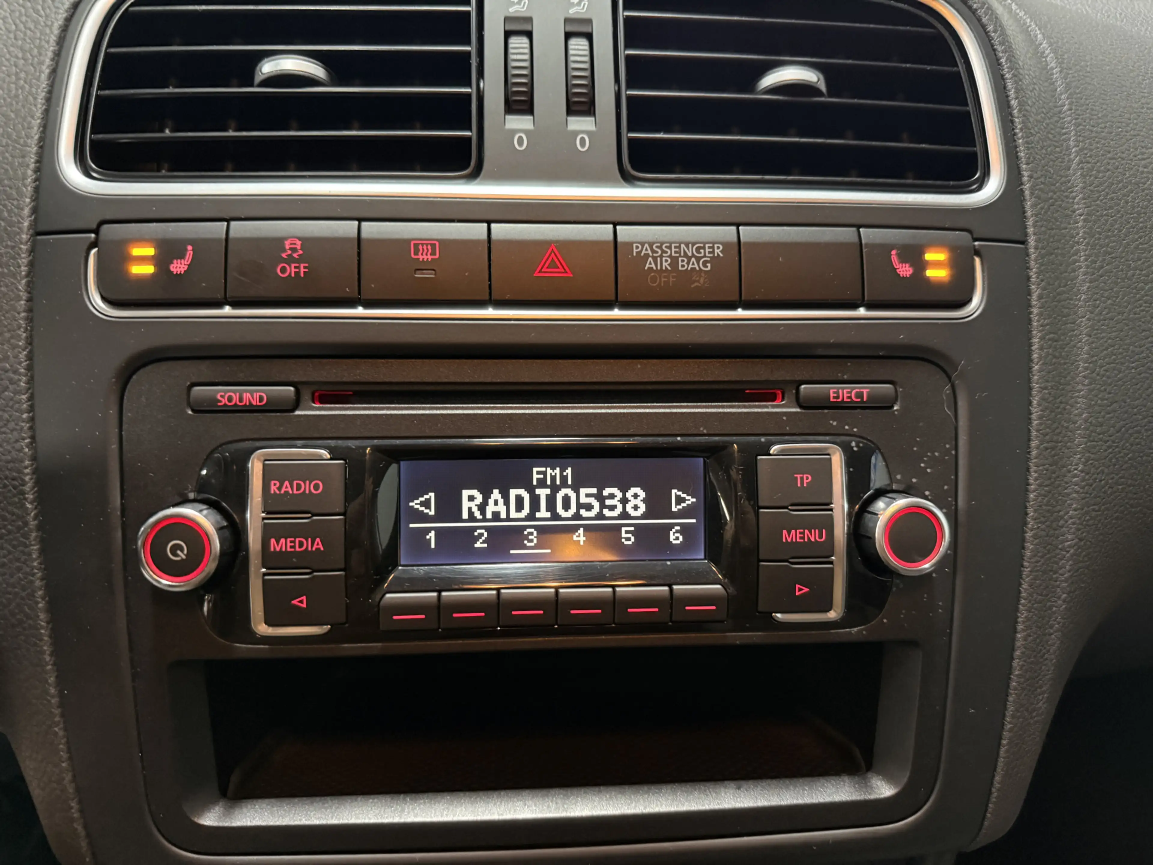 Volkswagen Polo Cross 1.2-12V Comf.line // 17 inch // Ecc — photo 14
