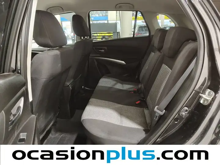 Suzuki S-Cross 2024, foto 10