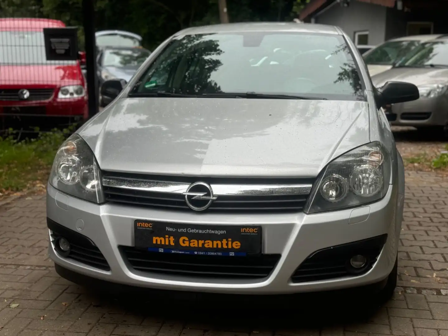 Opel Astra 1.6 Automatik,Navi,Tüv&Service Neu Silber - 1