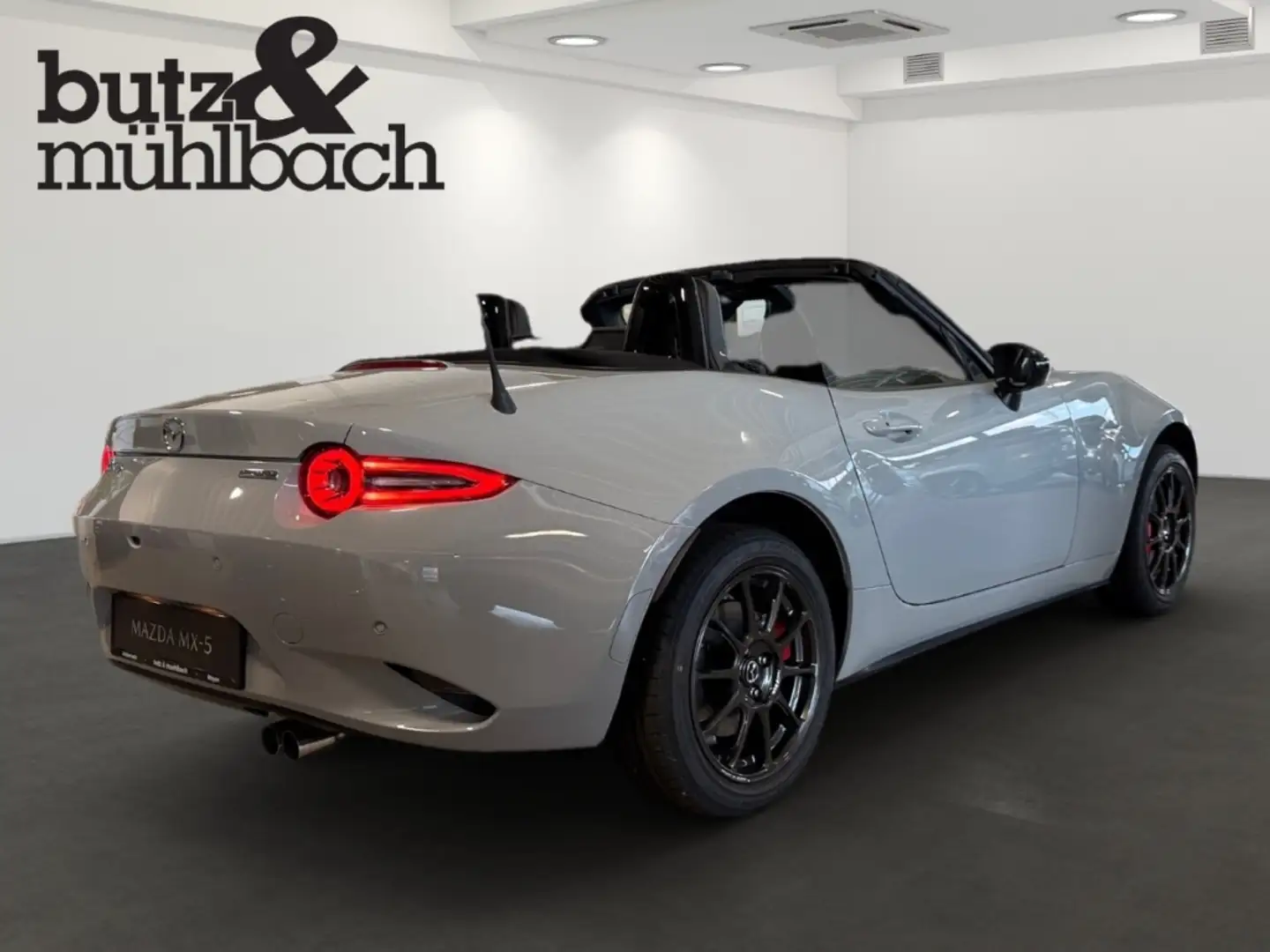 Mazda MX-5 Homura 1.5 SKYACTIV-G 132 EU6e Navi Soundsystem Bo siva - 2