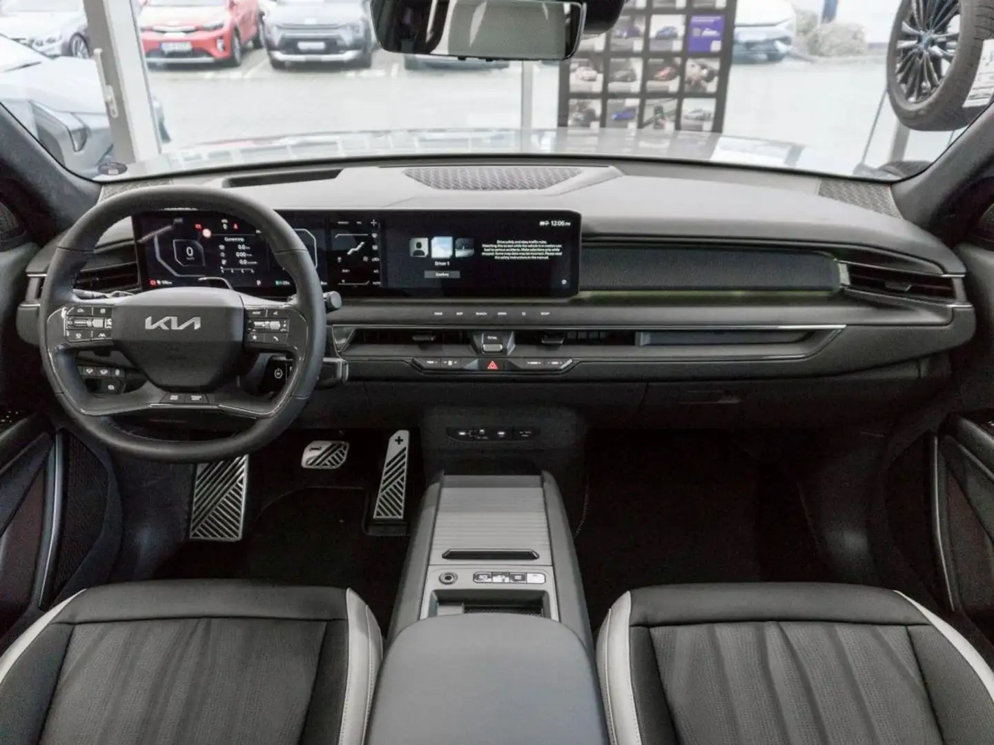 Kia EV9 99,8 kWh AWD GT-Line Panorama Memory Massage Grau - 12