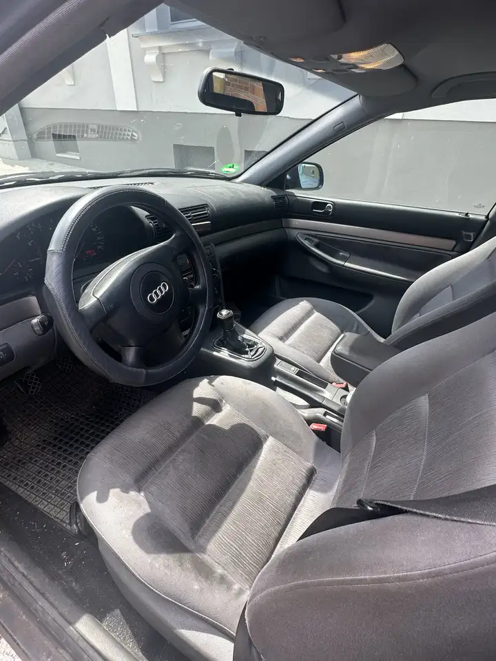 Audi A4 Avant 1.8, foto 7