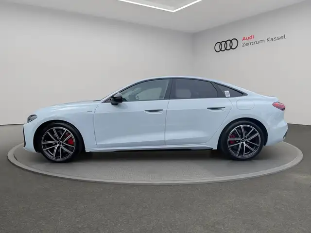 Audi A5 view 3