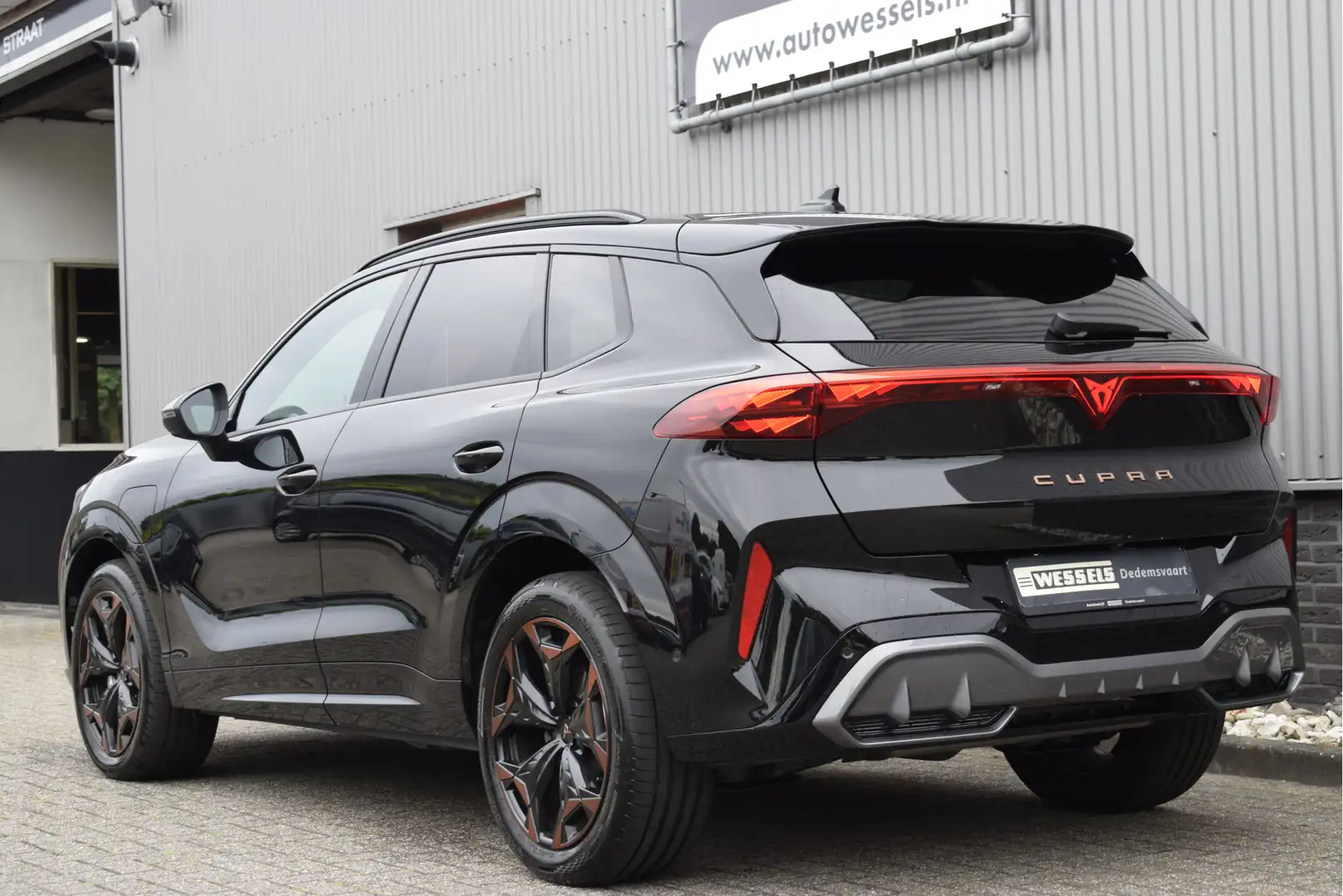 CUPRA Terramar 1.5 TSI e-Hybrid Business Head-up, Elek. trekhaak, Schwarz - 2