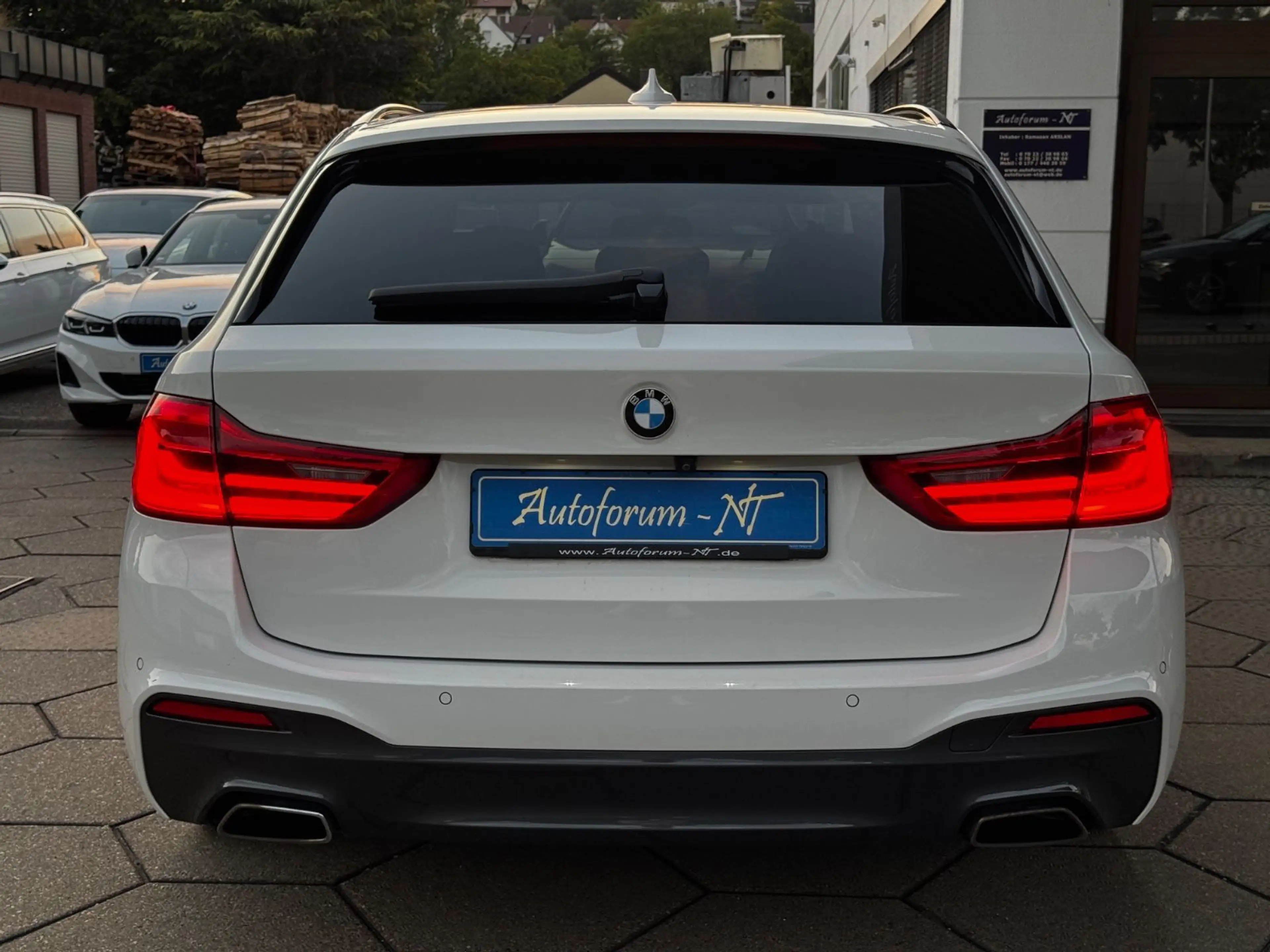 BMW 530 d M-SPORT/PANO/KEYLESS/INTEGRAL/HUD/ACC — photo 8