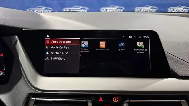 BMW 1 Series view 17