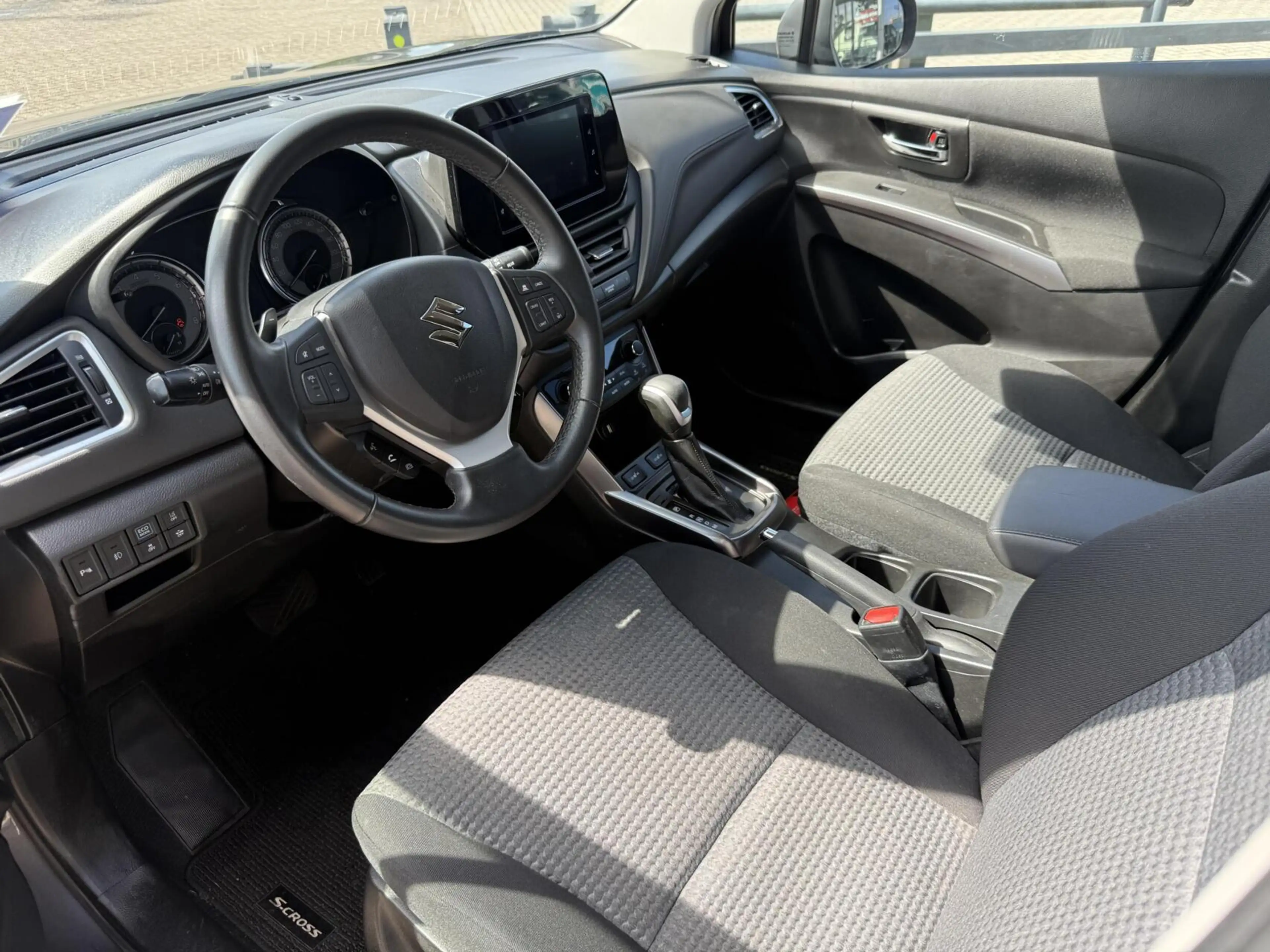 Suzuki S-Cross 1.5 Hybrid Style met fijne opties — photo 5