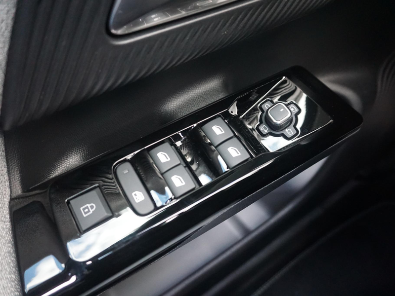 Citroen C5 Aircross 1.2 Hybrid 145 Max Black velgen — photo 14