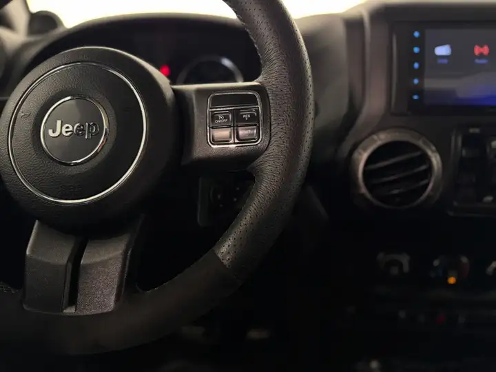 Jeep Wrangler 2011, foto 16