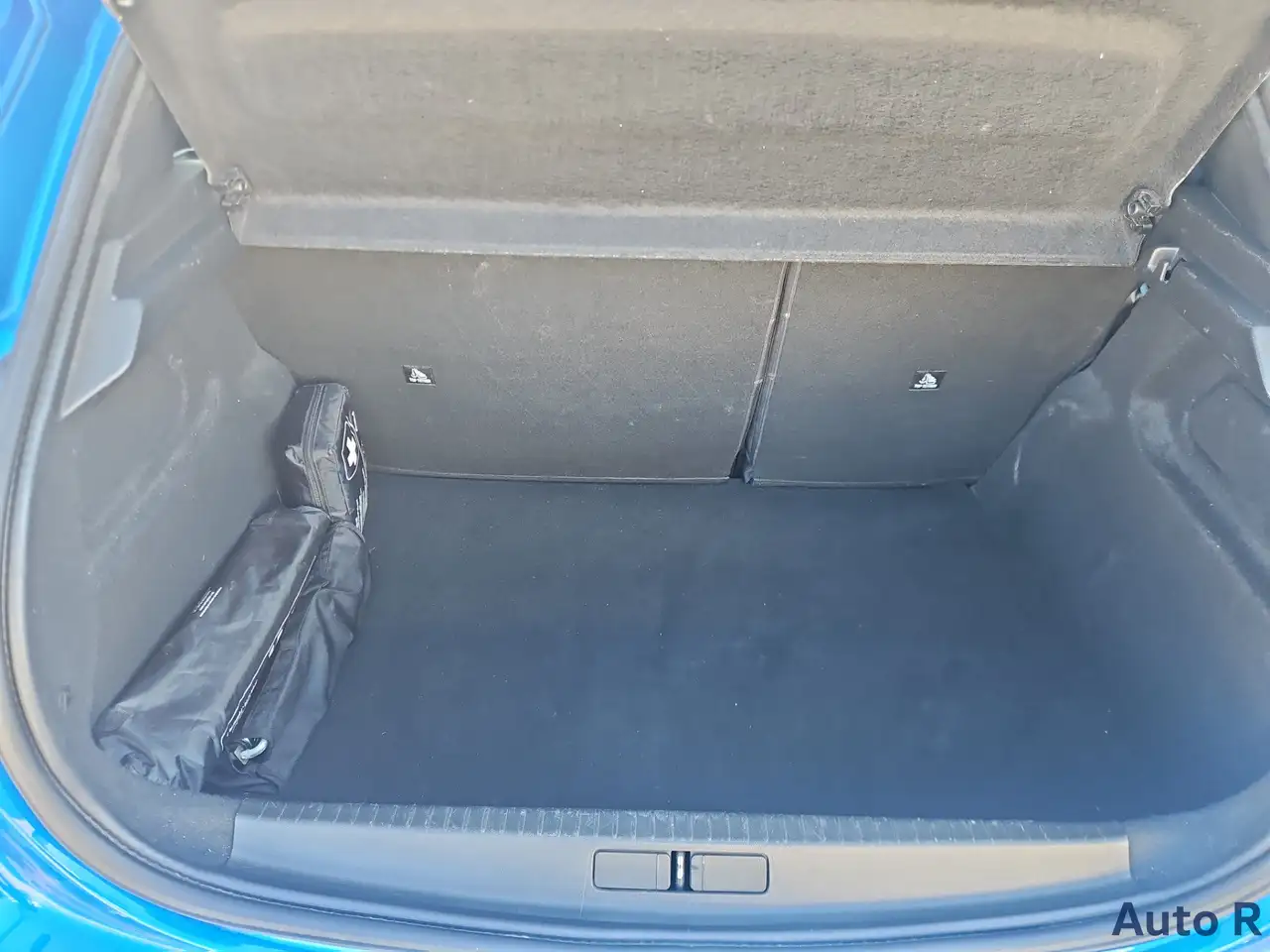 Peugeot 208 Allure BlueHDi 100 S/S, миниатюра 7