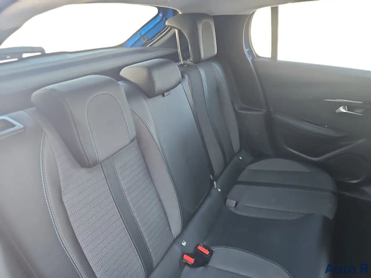 Peugeot 208 Allure BlueHDi 100 S/S, миниатюра 9