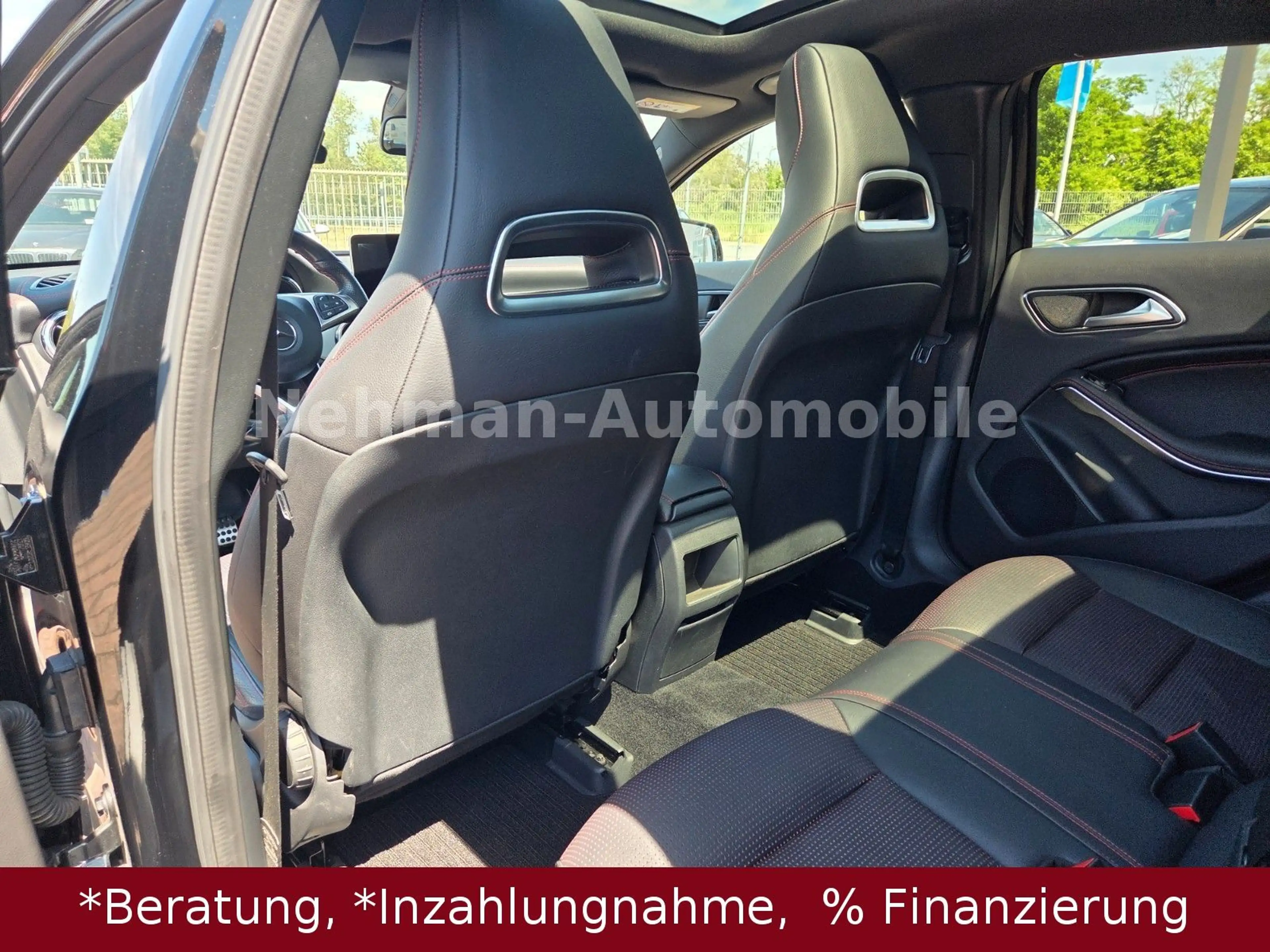 Mercedes-Benz GLA 250 GLA Exklusiv-Paket (AMG) — photo 11