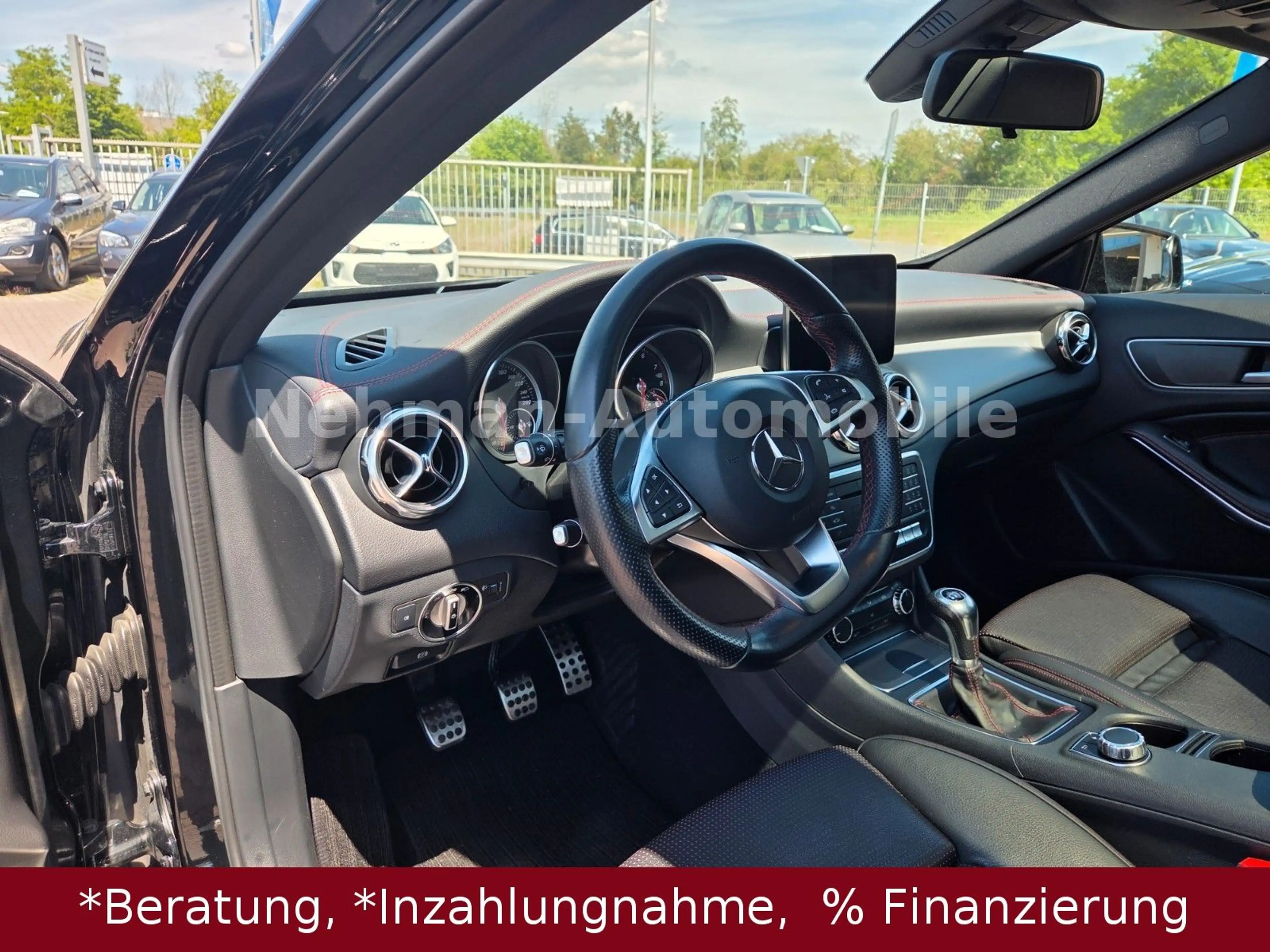 Mercedes-Benz GLA 250 GLA Exklusiv-Paket (AMG) — photo 9