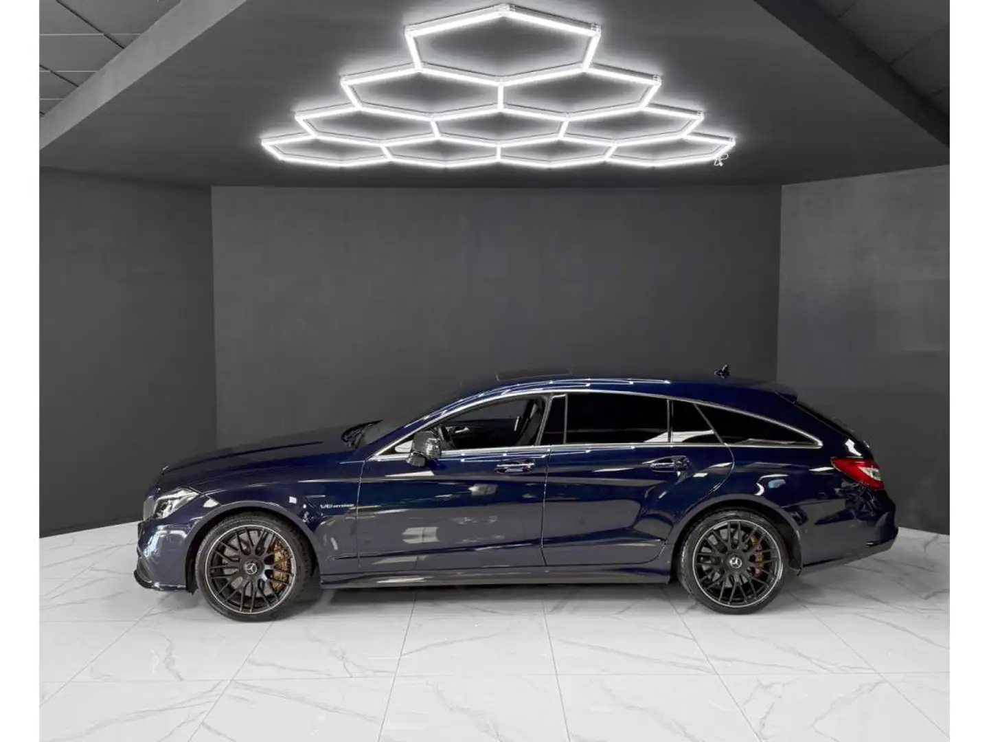 Mercedes-Benz CLS 63 AMG Shooting Brake CLS 63 AMG S 4MATIC Shooting Brake Albastru - 2