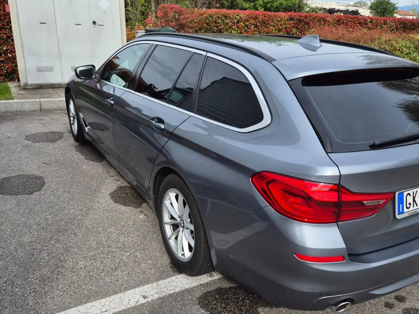 BMW 520 520d G30 Touring Business 2.0 163cv - 2