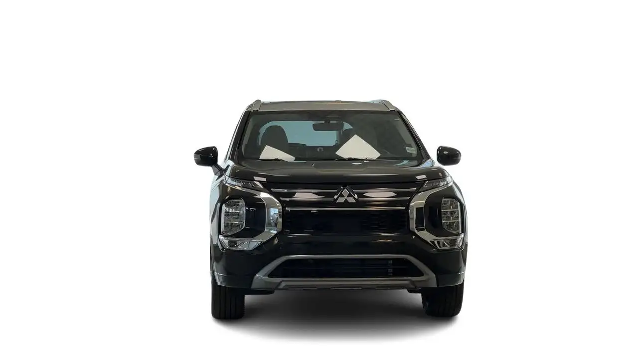 Mitsubishi Outlander снимка Mitsubishi Outlander