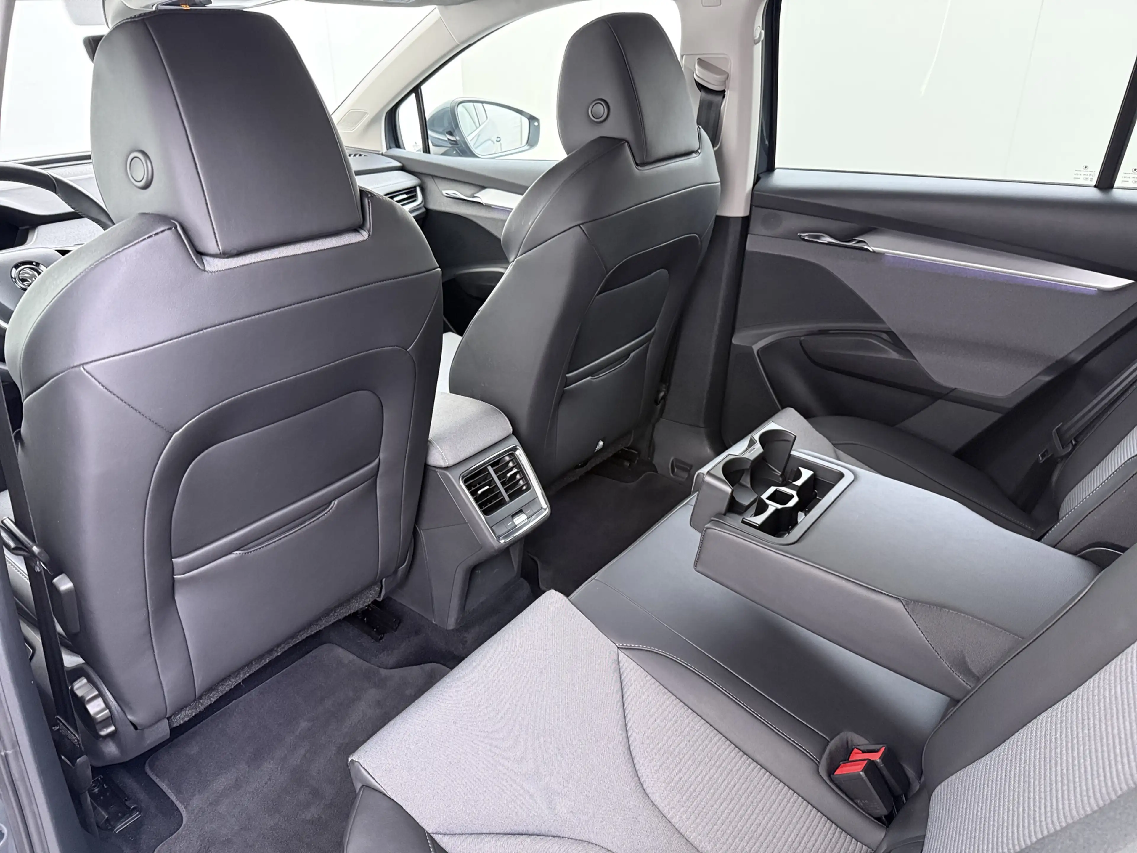 Skoda Enyaq iV 80 SOH 90% Warmtepomp Adap.Cruise Camera Stuur+ — photo 11