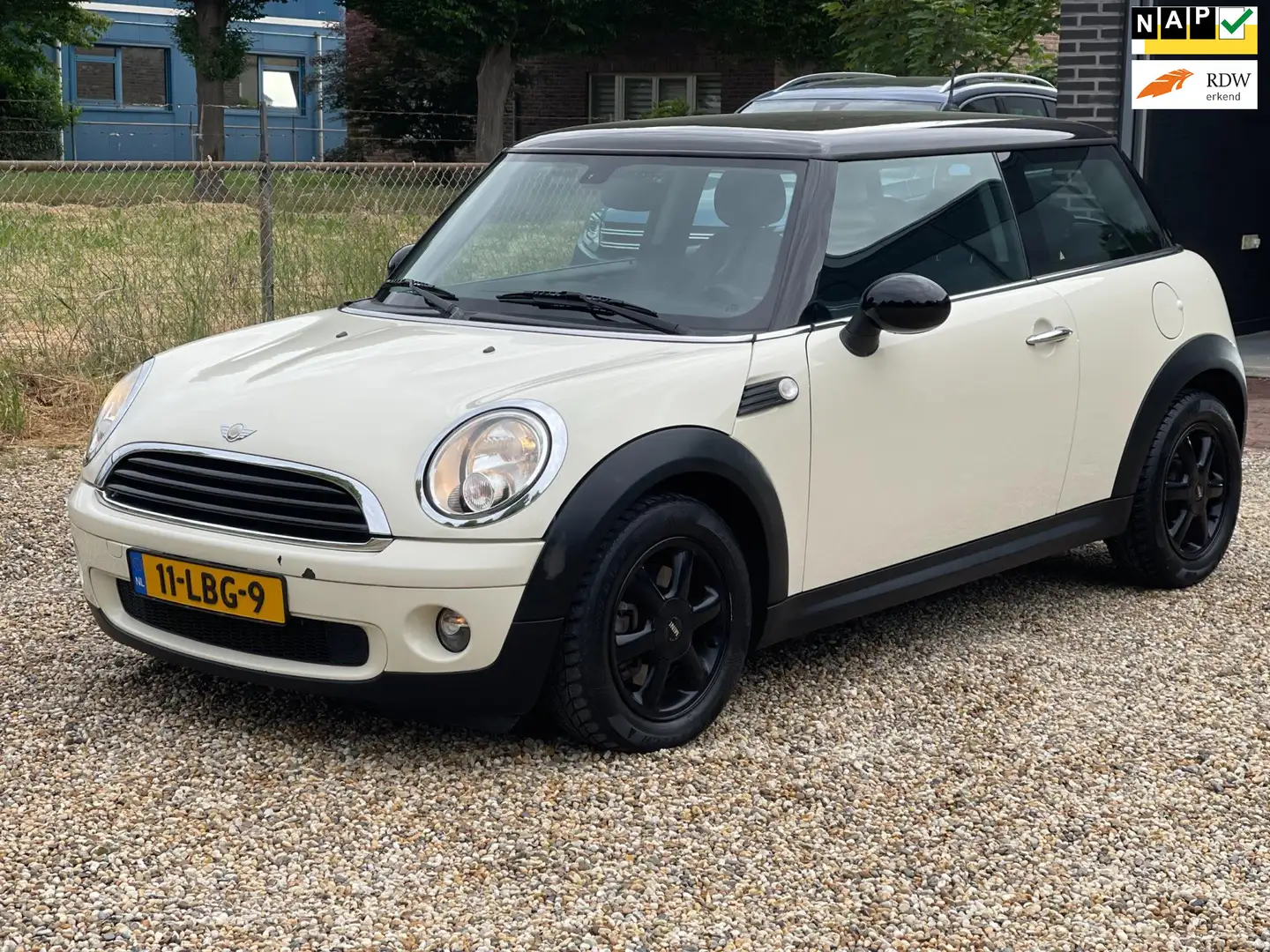 MINI One 1.4i Business Line|Airco|Navi|Cruise|Ori NL Blanc - 1