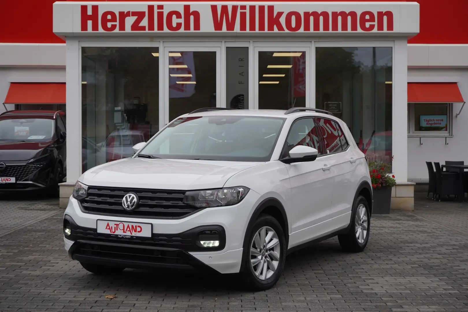 Volkswagen T-Cross 1.0 TSI DSG ACC Digitales Cockpit PDC Weiß - 2