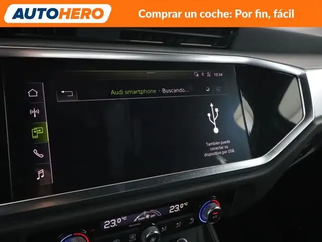 Audi Q3 view 24