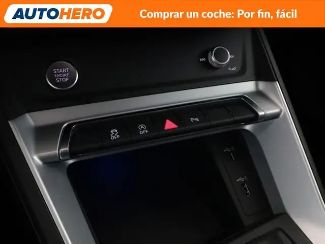 Audi Q3 view 29