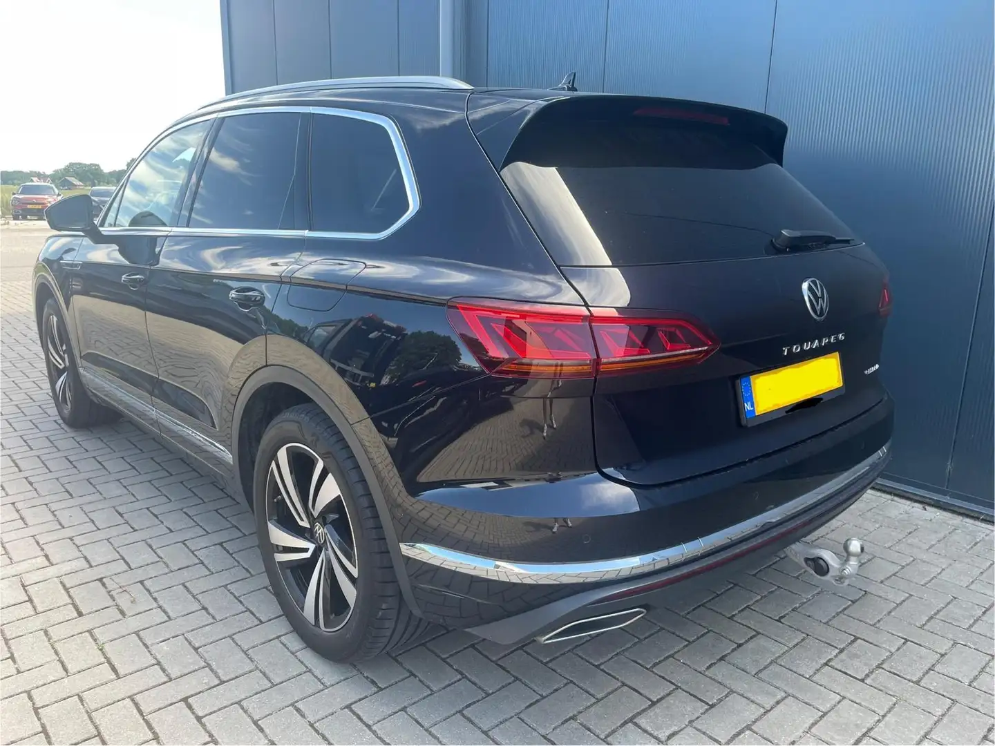 Volkswagen Touareg 3.0 TSi eHybrid 4MOTION Trekhaak,Schuif-/kanteldak Zwart - 2